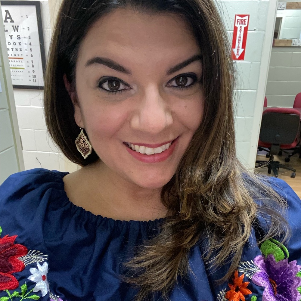 Meet your Posher, Valerie